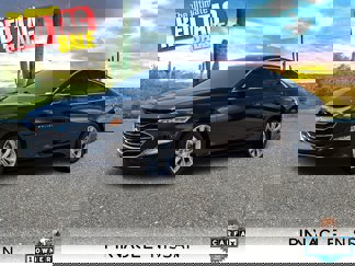 Used 2022 Chevrolet Malibu LT image 1
