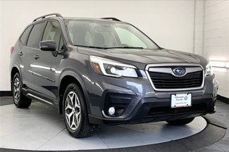 Used 2021 Subaru Forester Premium image 1