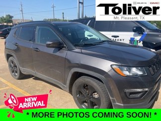 Used 2020 Jeep Compass Latitude image 1