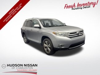 Used 2013 Toyota Highlander Limited image 1
