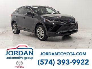 Used 2023 Toyota Venza Limited image 1