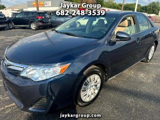 Used 2014 Toyota Camry LE image 1