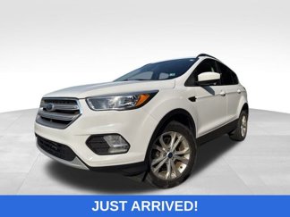 Used 2018 Ford Escape SE image 1
