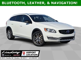 Used 2016 Volvo V60 T5 Cross Country w/ Convenience Package image 1