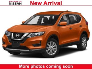 Used 2020 Nissan Rogue SV image 1