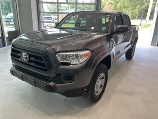 Used 2022 Toyota Tacoma SR image 1