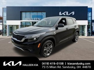 Certified 2022 Kia Seltos LX image 1