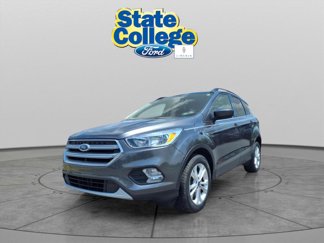 Used 2018 Ford Escape SE w/ SE Sync 3 Package image 1