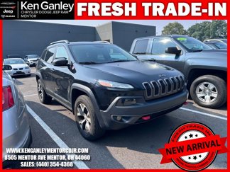 Used 2018 Jeep Cherokee Trailhawk w/ Cold Weather Group image 1