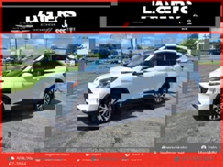 Used 2022 Ford Escape Titanium w/ Class II Trailer Tow Package image 1