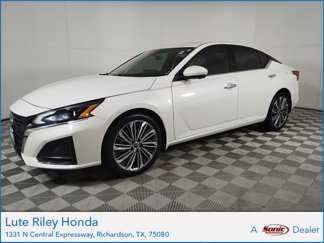 Used 2023 Nissan Altima 2.5 SL image 1