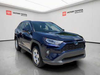 Used 2021 Toyota RAV4 XLE image 1