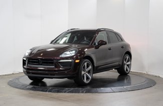 Certified 2024 Porsche Macan image 1