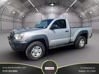 Used 2013 Toyota Tacoma 4x4 Regular Cab image 1