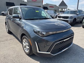 Used 2024 Kia Soul LX w/ LX Technology Package image 1