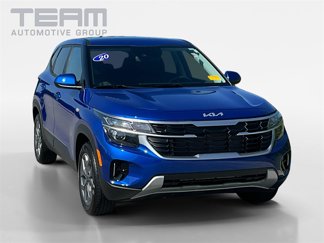 Used 2024 Kia Seltos LX image 1