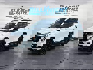 Used 2022 GMC Terrain SLE w/ Driver Convenience Package image 1