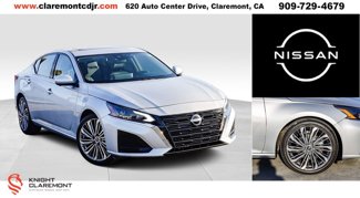 Used 2023 Nissan Altima 2.5 SL image 1