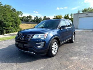 Used 2017 Ford Explorer XLT w/ Equipment Group 202A image 1