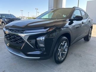 New 2025 Chevrolet Trax LT w/ Driver Confidence Package image 1