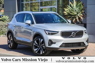 Certified 2024 Volvo XC40 B5 Plus w/ Protection Package Premier image 1