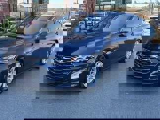 Used 2020 Chevrolet Malibu LT w/ Leather Package image 1