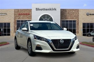 Used 2022 Nissan Altima 2.5 S image 1