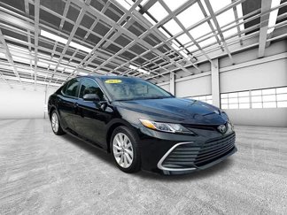 Used 2023 Toyota Camry LE w/ Convenience Package image 1