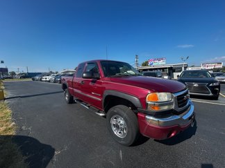 Used 2005 GMC Sierra 2500 SLE image 1