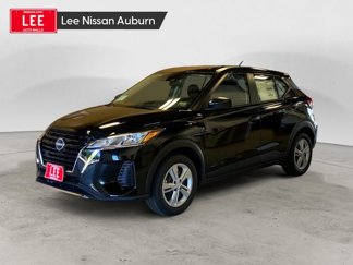 New 2025 Nissan Kicks Play S image 1