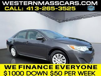 Used 2012 Toyota Camry LE image 1