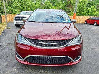 Used 2017 Chrysler Pacifica Limited w/ UConnect Theater Package image 1