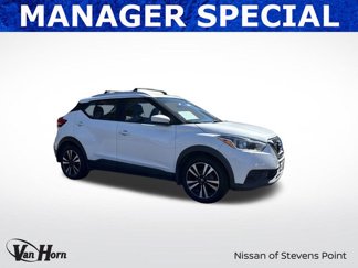 Used 2018 Nissan Kicks SV image 1