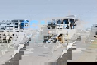 Used 2016 Ford F350 Lariat image 1