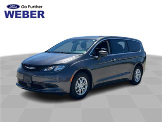 Used 2023 Chrysler Voyager LX image 1