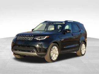 New 2024 Land Rover Discovery S image 1