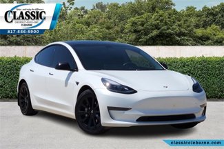 Used 2021 Tesla Model 3 Standard Range Plus image 1