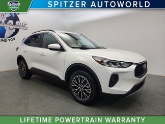 New 2025 Ford Escape SE w/ Class II Trailer Tow Package image 1