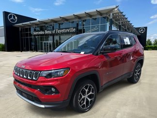 Used 2024 Jeep Compass Limited image 1