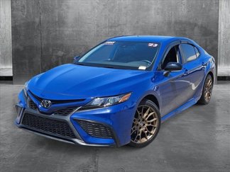 Used 2023 Toyota Camry SE image 1