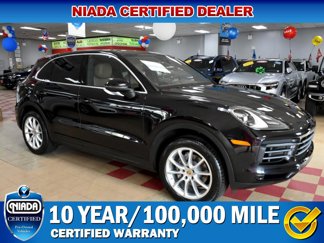 Used 2019 Porsche Cayenne w/ Premium Package image 1
