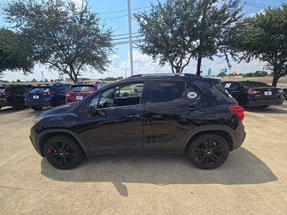 Used 2020 Chevrolet Trax LT w/ Sun & Sound Package image 1