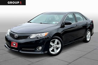 Used 2013 Toyota Camry SE image 1