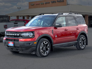 Used 2022 Ford Bronco Sport Outer Banks w/ Tech Package image 1