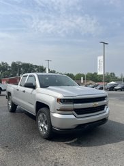 Used 2018 Chevrolet Silverado 1500 Custom w/ Custom Value Package image 1