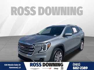 Used 2024 GMC Terrain SLT image 1