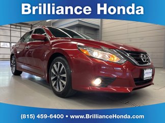 Used 2017 Nissan Altima 2.5 SV image 1