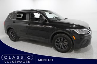 Certified 2024 Volkswagen Tiguan SE image 1