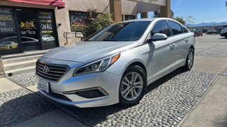 Used 2017 Hyundai Sonata SE image 1