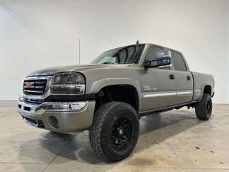 Used 2006 GMC Sierra 2500 SLE w/ Heavy-Duty Power Package image 1